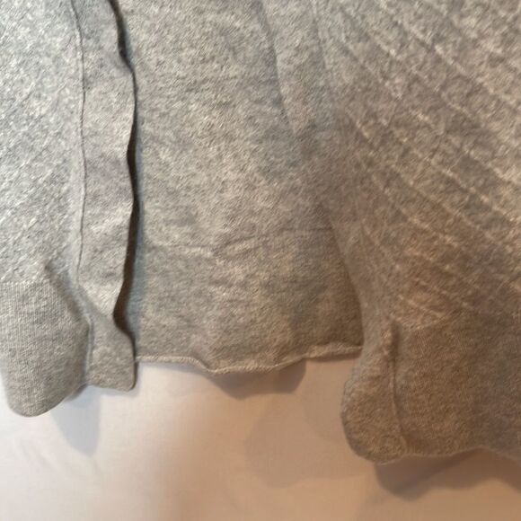 Magaschoni New York 100% Cashmere Grey Open Sweater Vest. - Picture 5 of 8